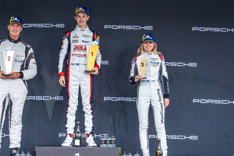 Emma Wigroth tar säsongens första pallplats i Porsche Sprint Challenge Scandinavia på danska Jyllandsringen