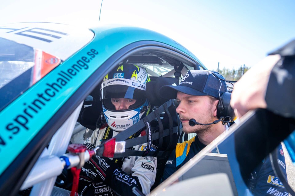 Säsongen i Porsche Sprint Challenge Scandinavia startar i helgen för WestCoast Racings förare Emma Wigroth och Janne Gustavsson