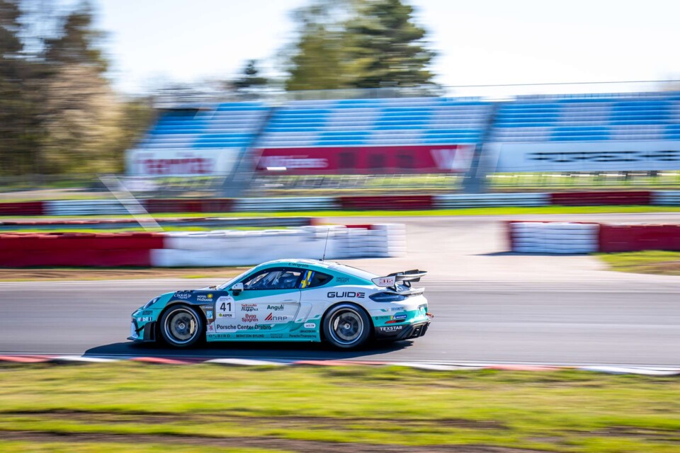 Säsongen i Porsche Sprint Challenge Scandinavia startar i helgen för WestCoast Racings förare Emma Wigroth och Janne Gustavsson