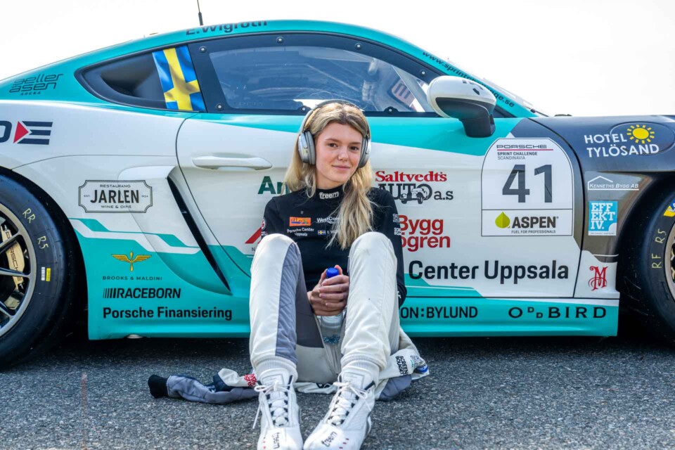 Mjukvara förstörde Emmas helg i Fällfors - Janne fortsätter vinna i masterklassen WestCoast Racing kunde fått mer sig mer från norrland efter andra racehelgen i Porsche Sprint Challenge Scandinavia